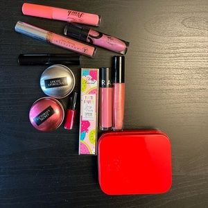 Lip makeup bundle